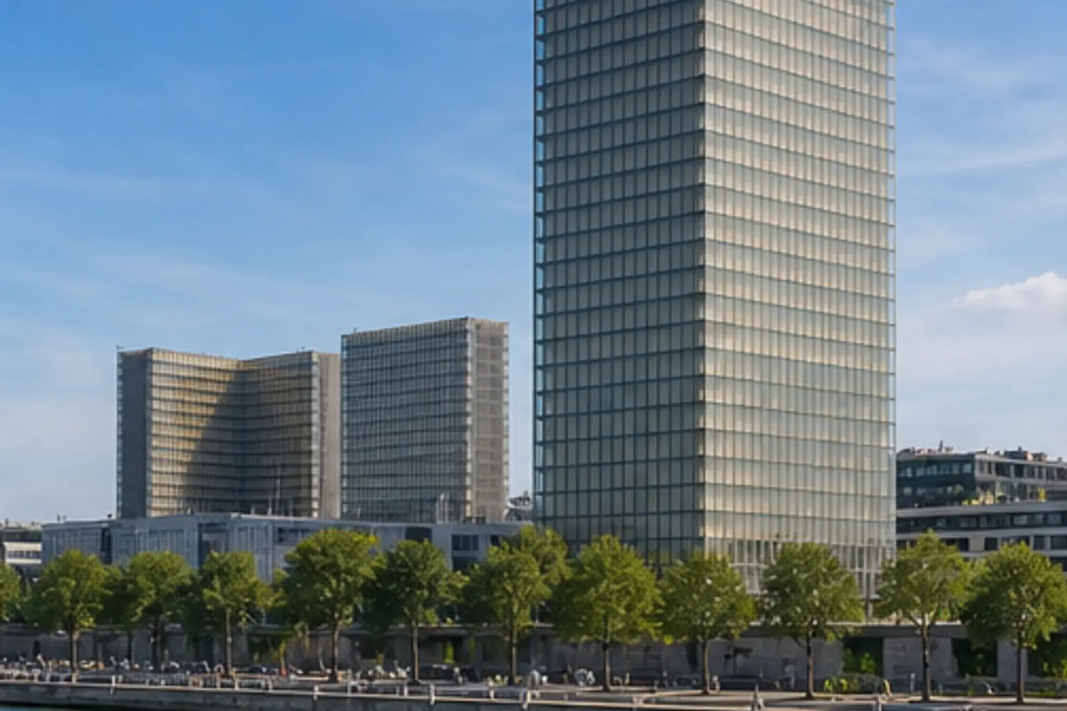Illustration éditoriale : Tours de la BnF François-Mitterrand vues depuis l’esplanade