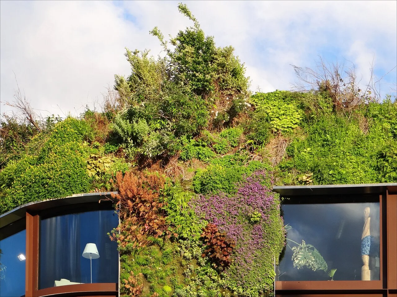 The planted wall of Musée du quai Branly